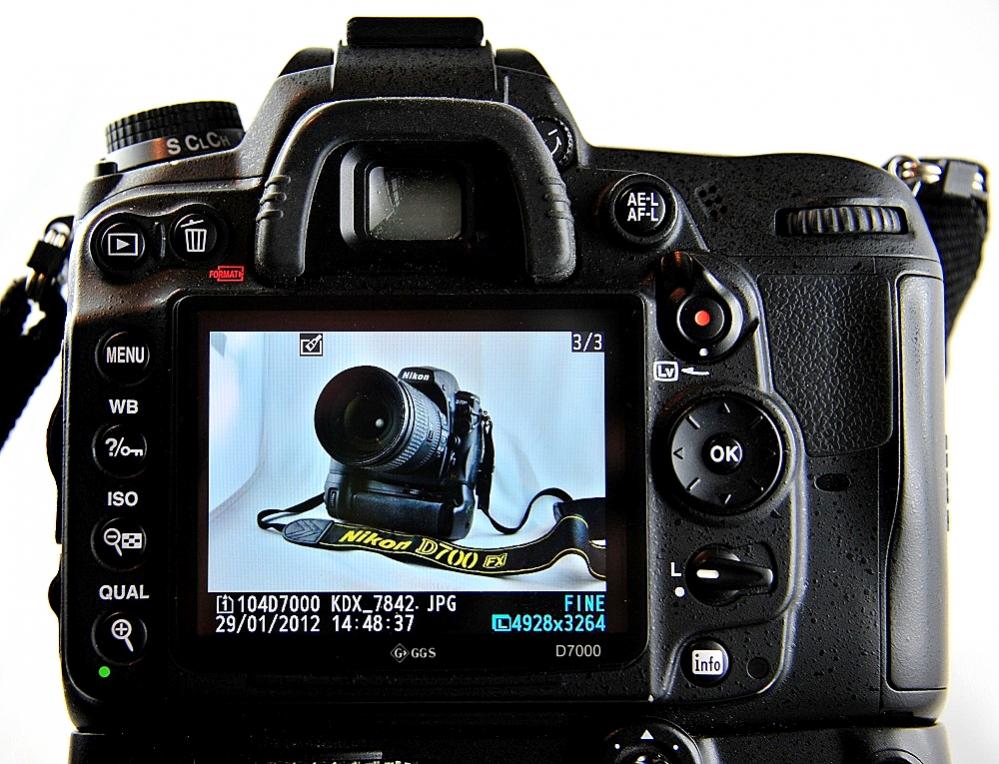 D7700 2