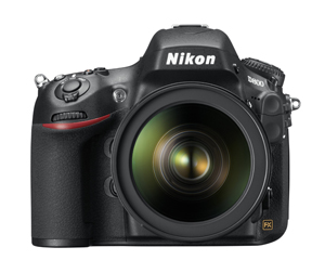 D800 24 70 front[1]