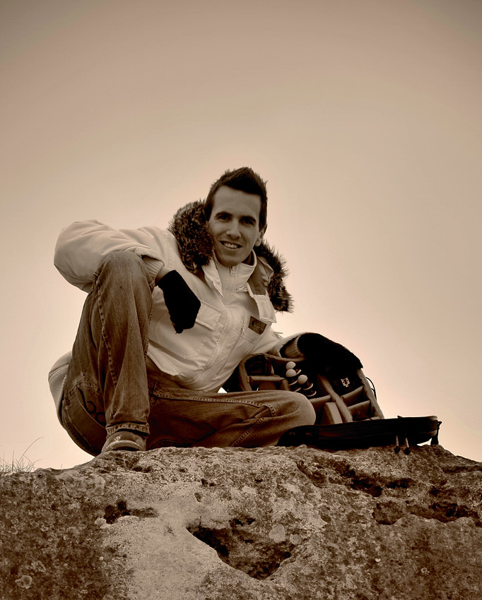 Dani in Sepia