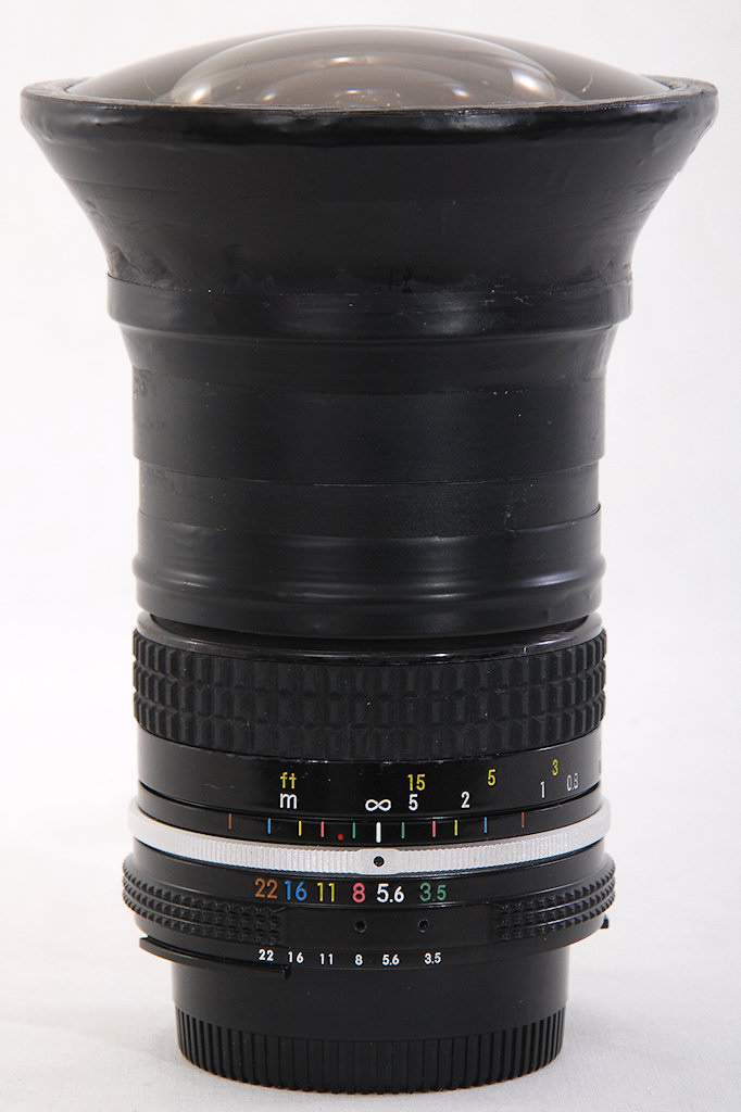 Das neue FX-Fisheye 8mm f/3.5 AI aus dem selbstgebauten Fisheyevorsatz und dem modifizierten AI-Nikkor f/3.5 28mm,
"im Anzug"!