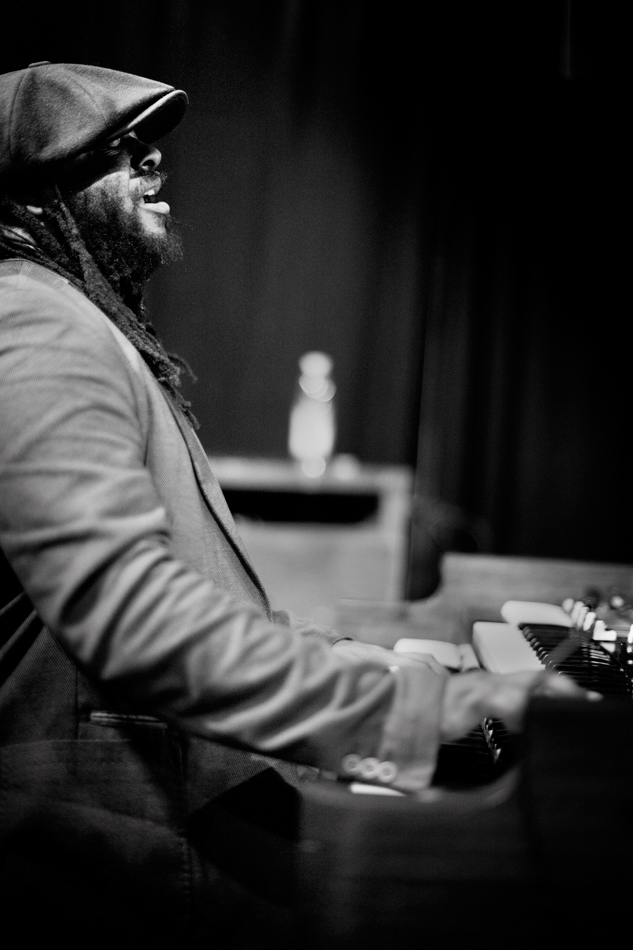 Delvon Lamarr Organ Trio 12 07 2018 master 8796 klein