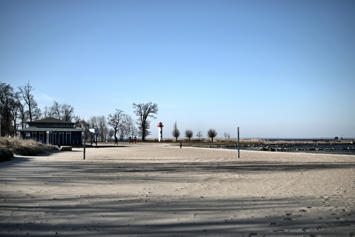Der schöne Sandstrand von Ueckermünde 1.jpg