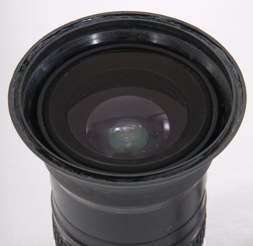 Die zweite Frontlinse, neue eingesetzt in mein selbstgestricktes Fisheye.