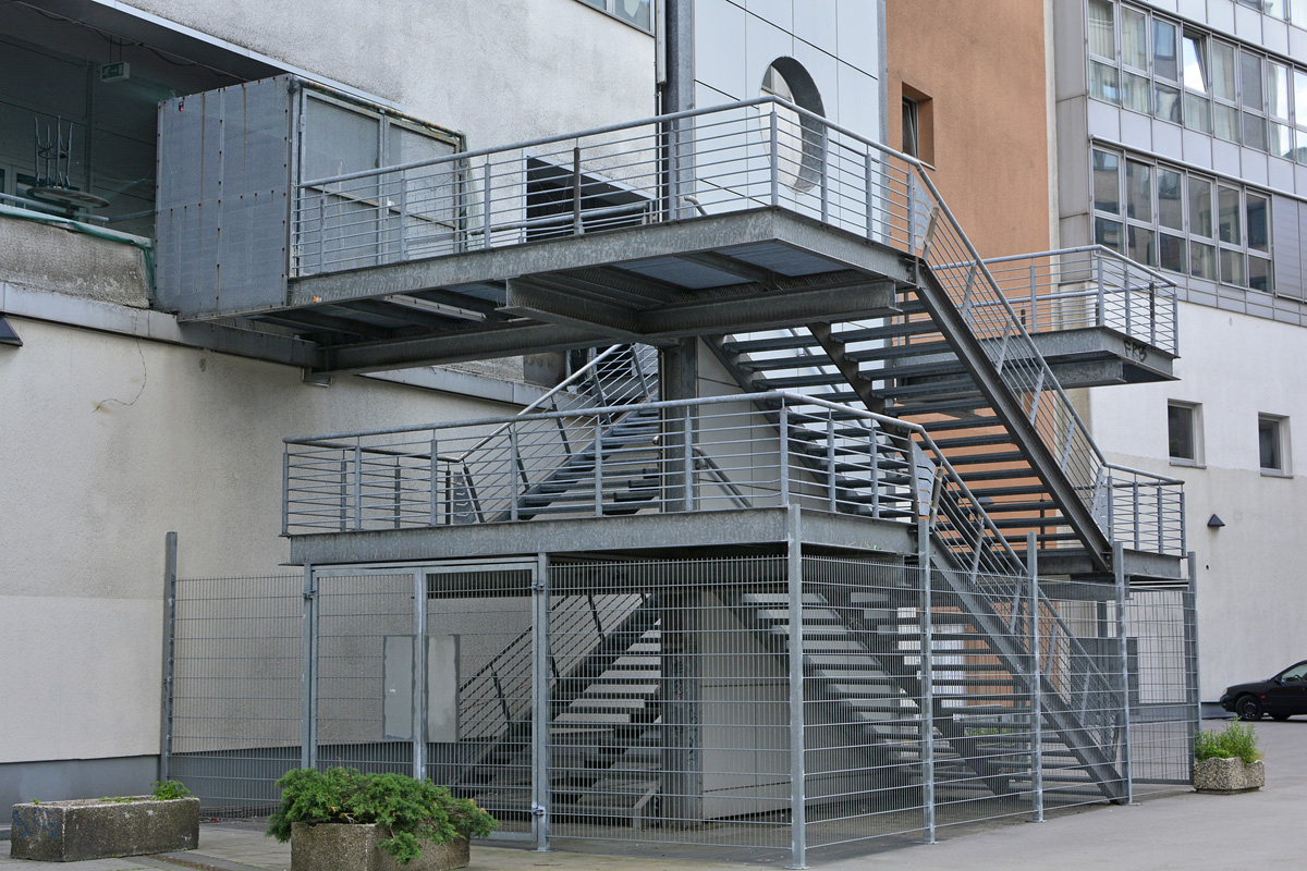 DO, Platz von Amiens (D711384Kxl)