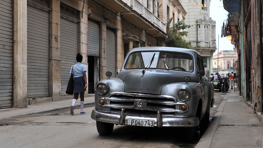 Dodge in Havanna
 1233a