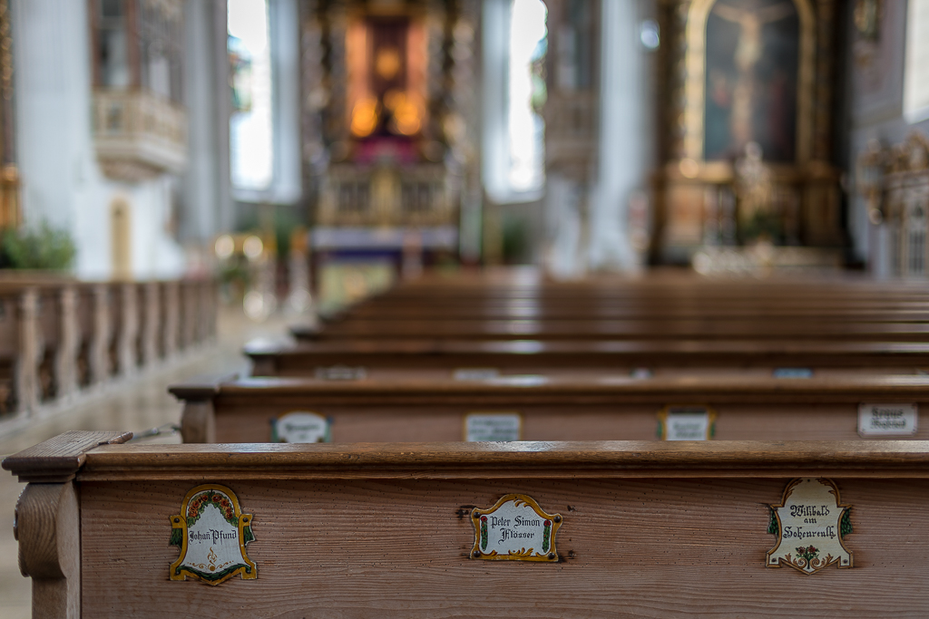 Dorfkirche Namensschilder