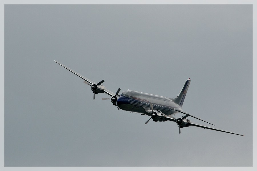 Douglas DC-6B - 01