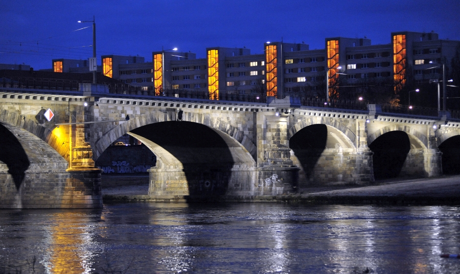 dresden_albertbruecke.jpg