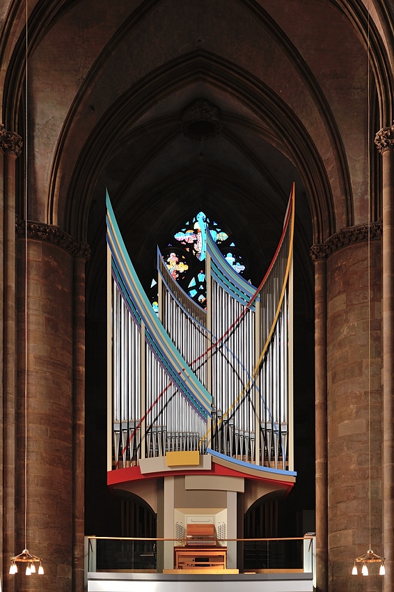 DSC 1024 ShiftN NF-F
Elisabethkirche Marburg
Prospekt der Klais-Orgel