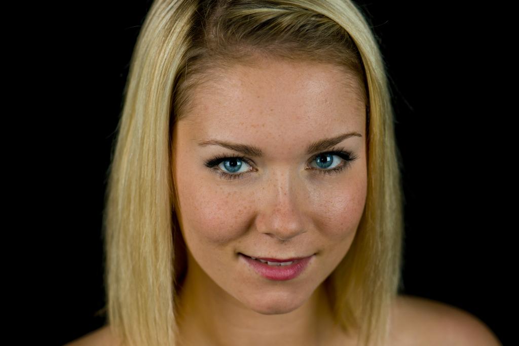 DSC 1044