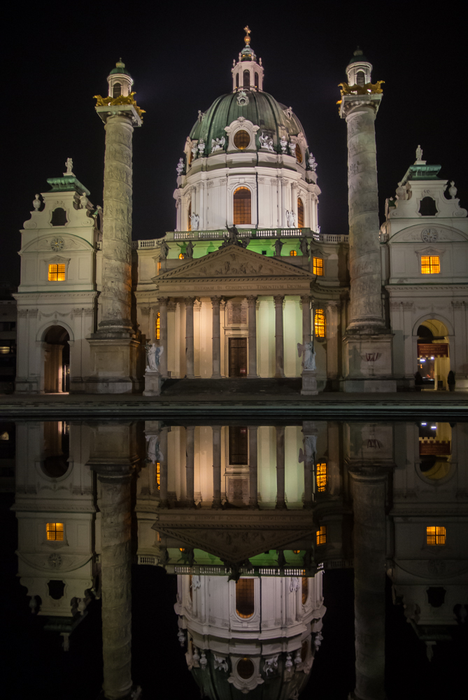 DSC 1423Karlskirche in Wien.