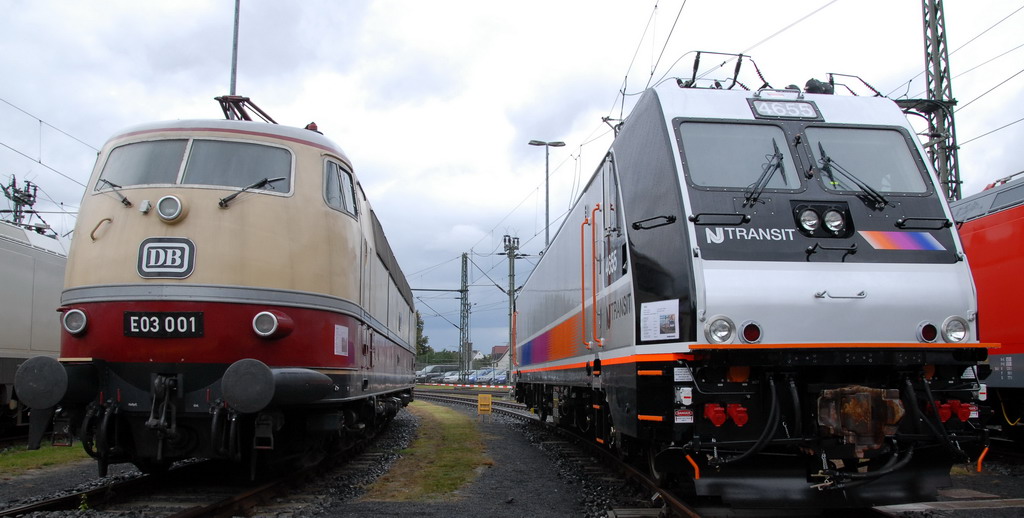 DSC 2044