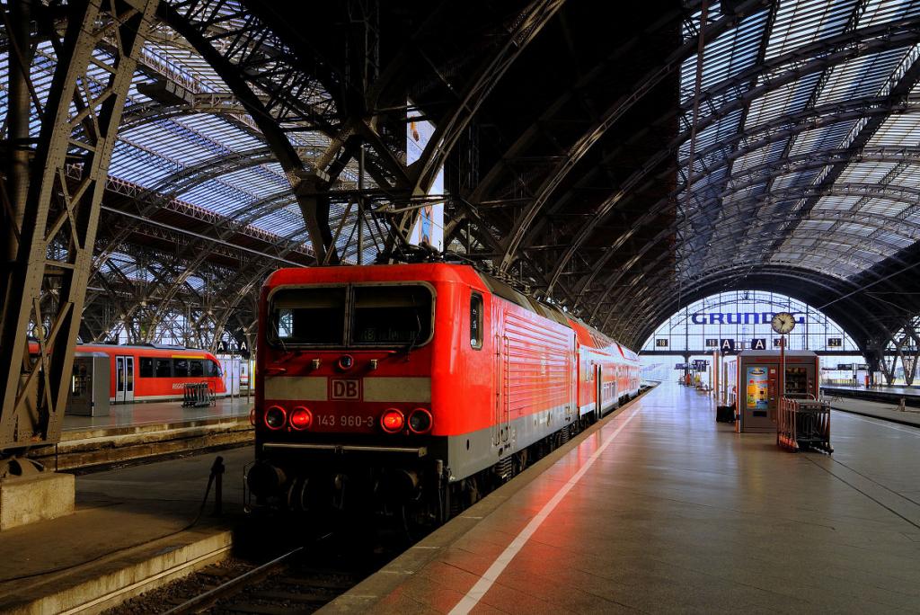 DSC 2481 Bahnhof Leipzig Forum