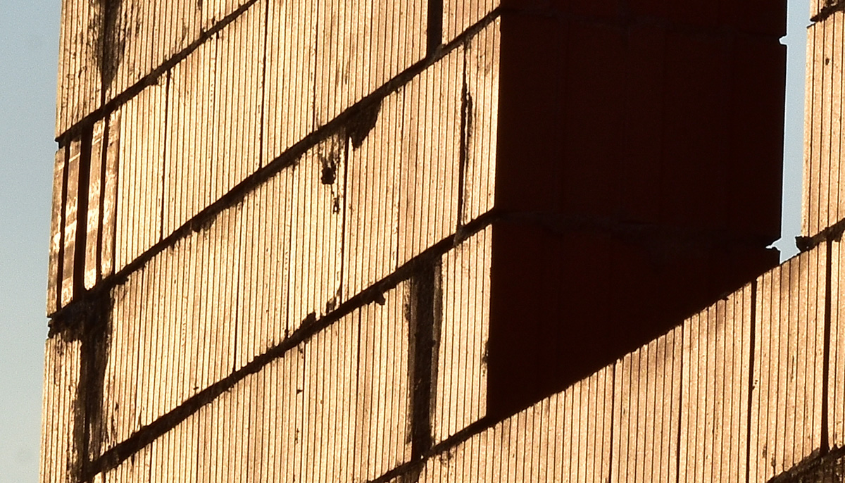 DSC 3300 Forum Crop100