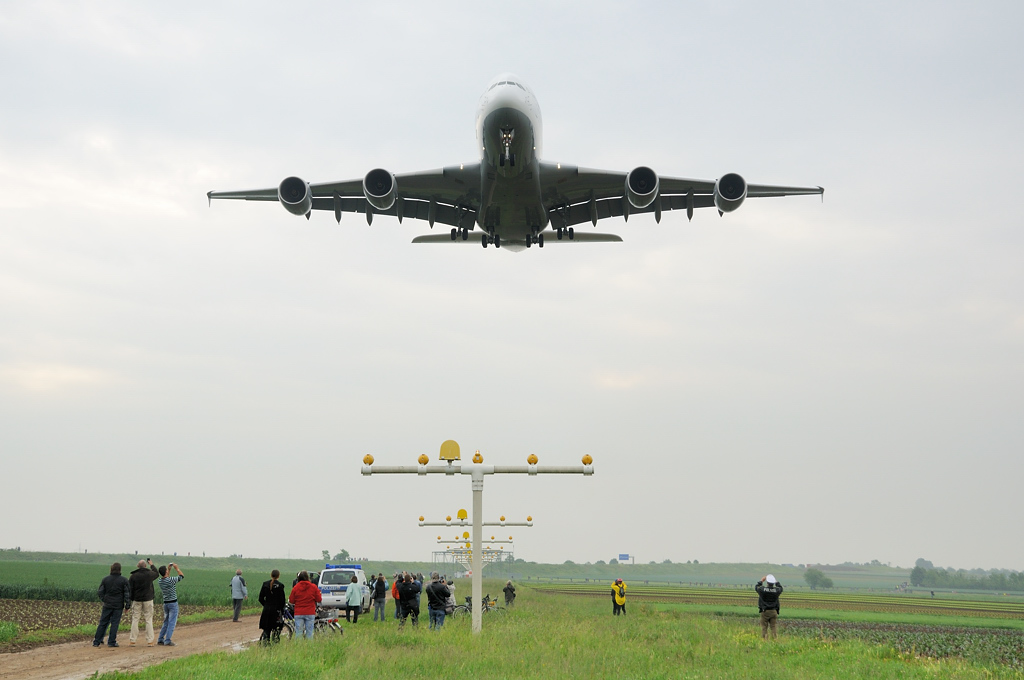 DSC 4025 CNX2 web