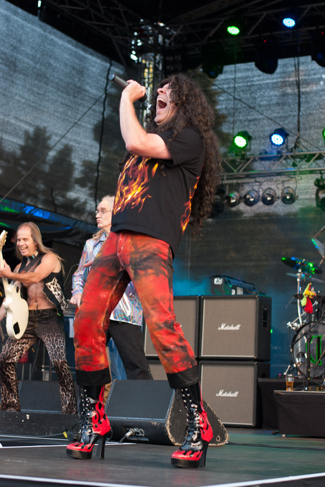DSC 7594
Die Band Major Healey am 14. Juni 2014 beim Jokerfest in Hamminkeln.
Lupenreine Coverband - hier wird Child in Time voll durchgespielt !!!
De
