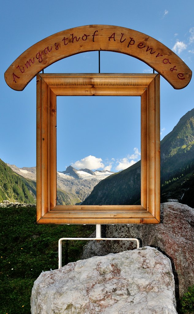 DSC07136
Almgasthof Alpenrose im Habachtal in Österreich an der Smaragd-Schürfstelle