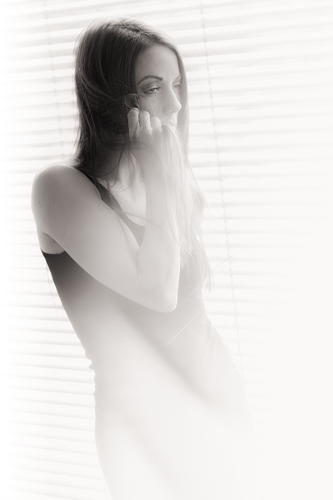 DSC1899 mono V