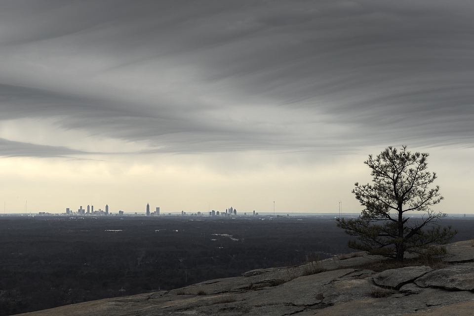 DSC2142 6 tonemapped NF F
Atlanta vom Stone Mountain aus
30.12.2009