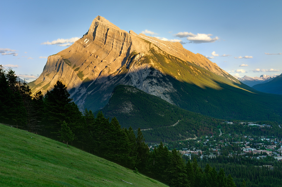DSC4906 7 8 9 fusion NF-F
Banff und Mount Rundle, von der St. Norquay Road
Banff NP
