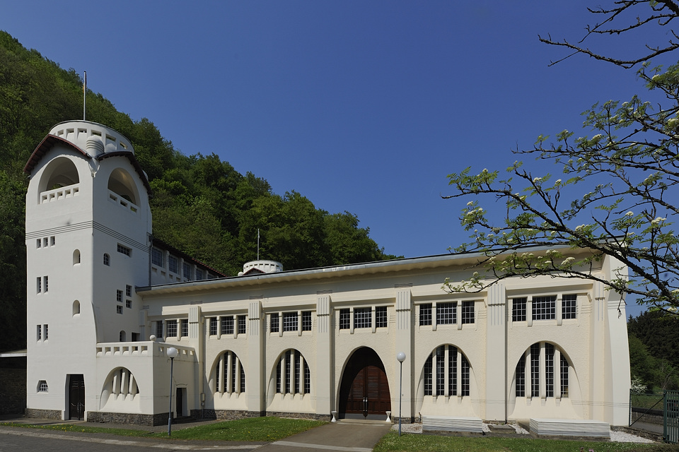 DSC6485 ShiftN NF-F
(Jugendstil-) Wasserkraftwerk Heimbach