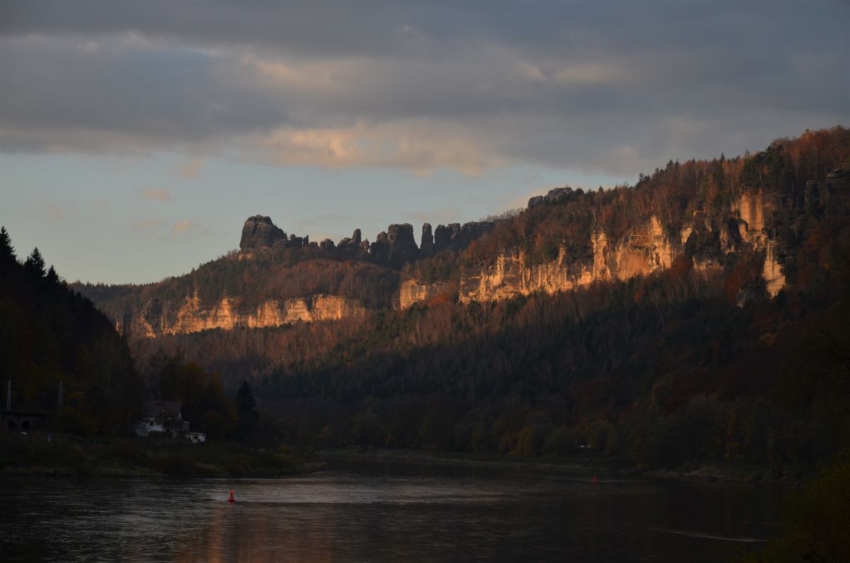 DSC_1963 (2)n.JPG