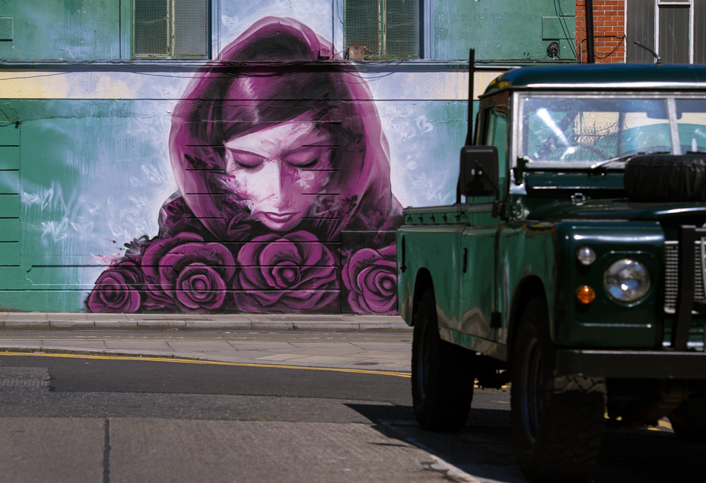 dublin
streetart
graffitti
frau