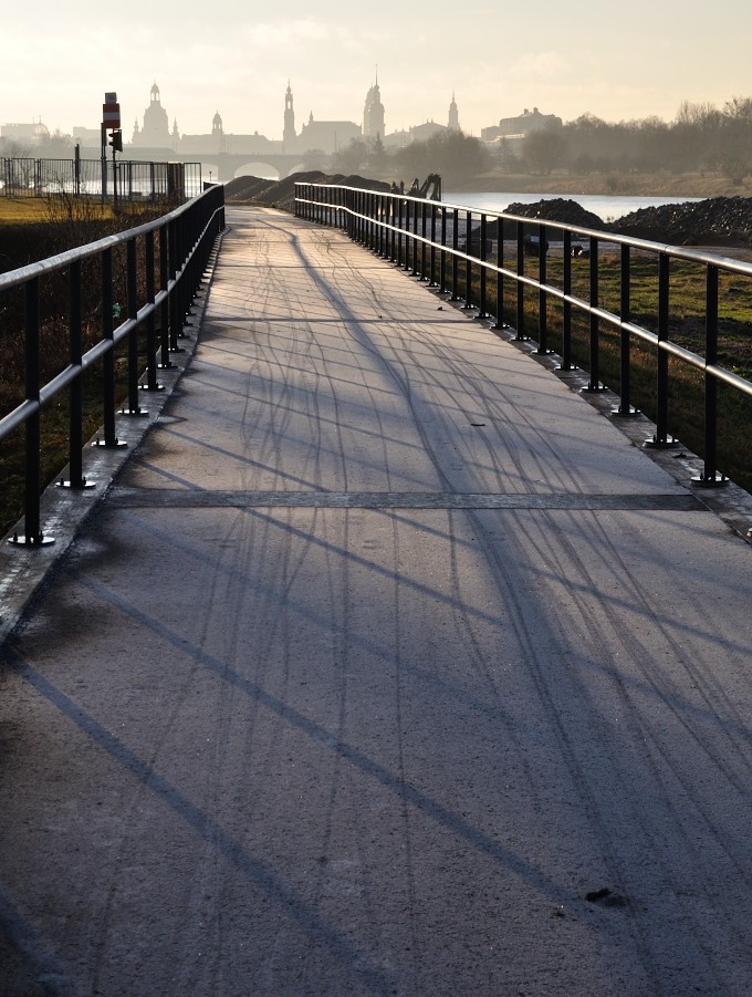 Eines Morgens an der Elbe