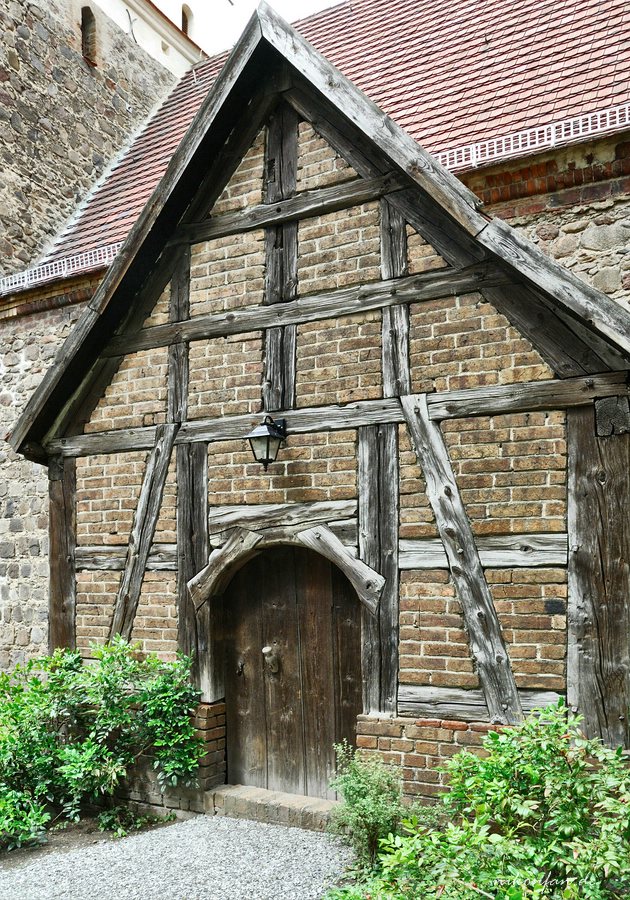Eingang Dorfkirche
