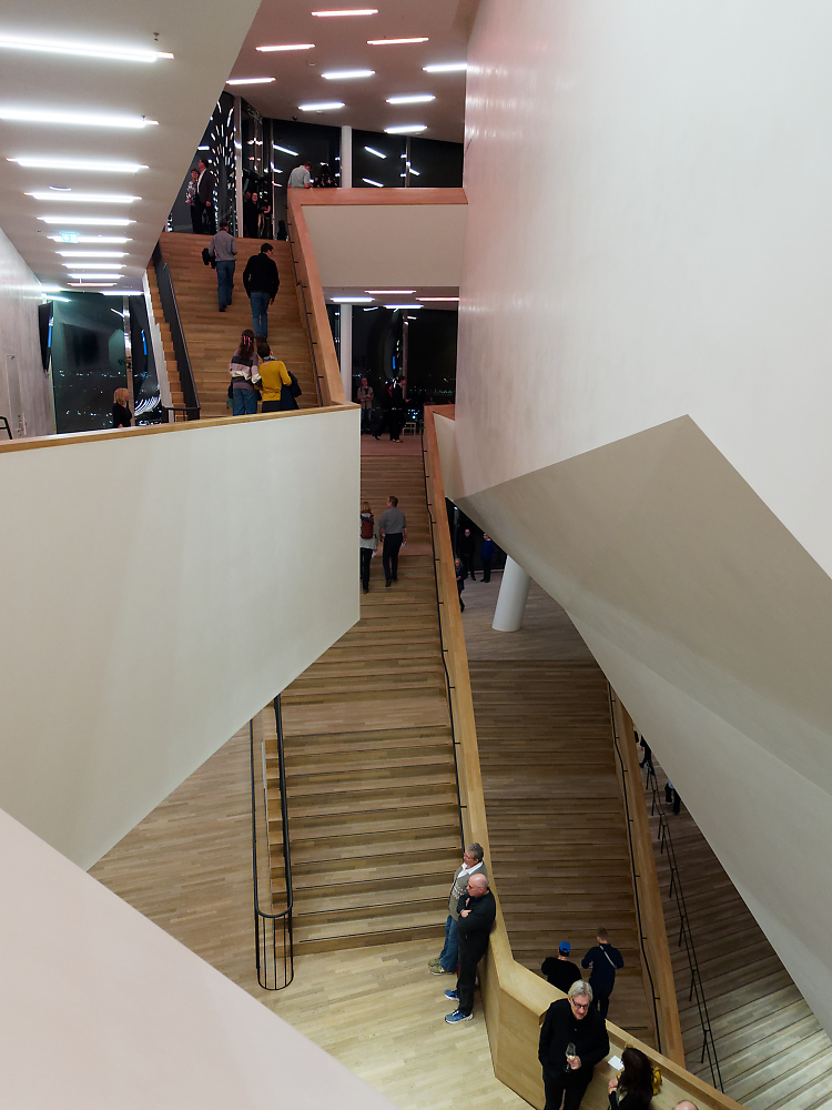 Elphi.jpg