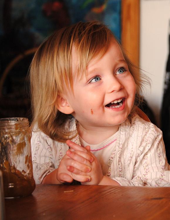 Emma (Zuschnitt+Farbanpassung)
