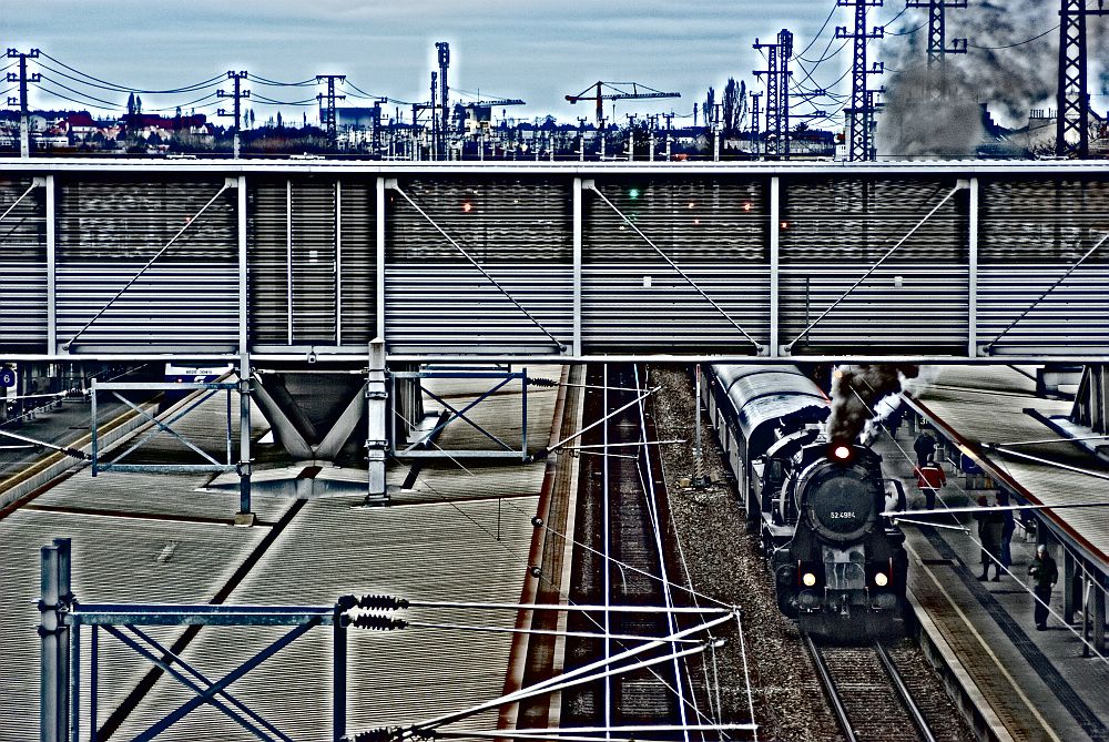 endzeit panorama

s DSC 0010 extreme lzn
