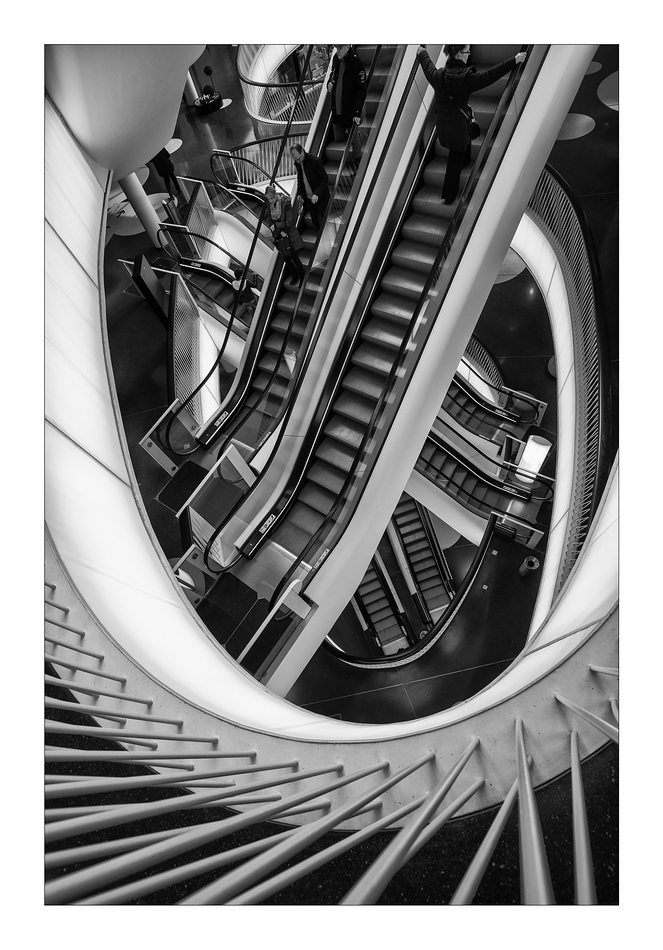 escalator