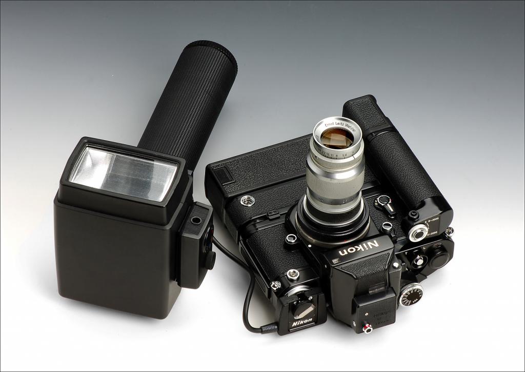 F 2 U. LEITZ 2W