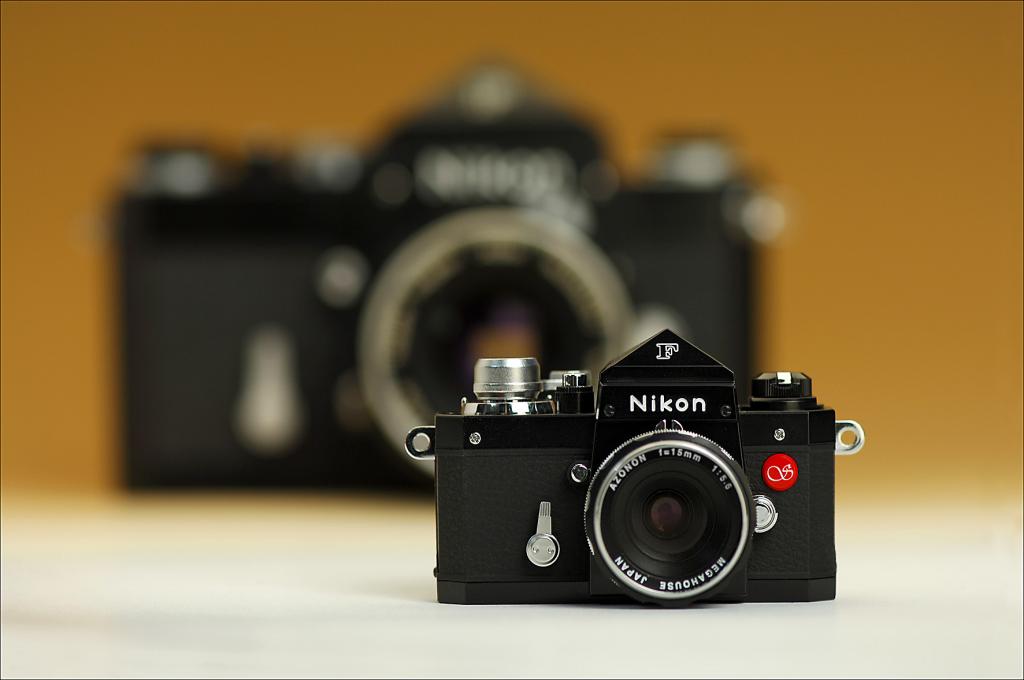 F roter punkt 2W