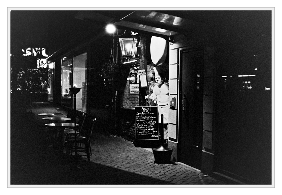 F100, Neopan 1600, Nikkor 50/1.4 AiS @ f/1.4