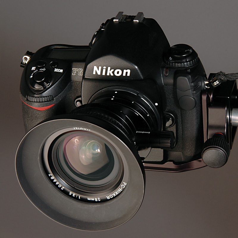 F6 mit PC Nikkor 28mm/3.5