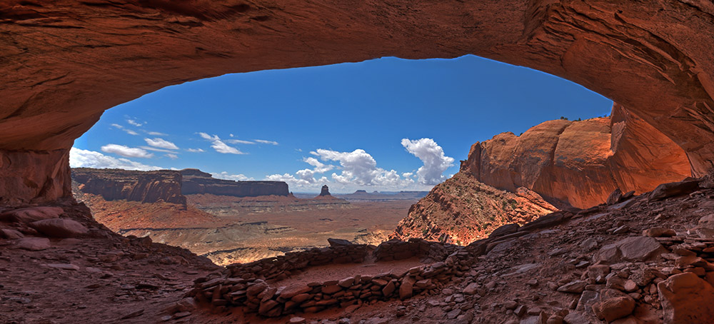 False Kiva HDR-Panorama aus 2 HDR-Bildern, die jeweils aus 4 Einzelbildern bestanden, zusammengesetzt.