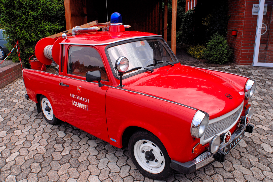 Feuerwehrtrabbi.jpg