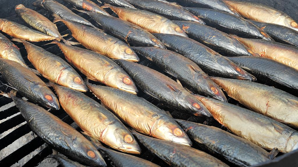 Fische werden geräuchert
James Town
0969