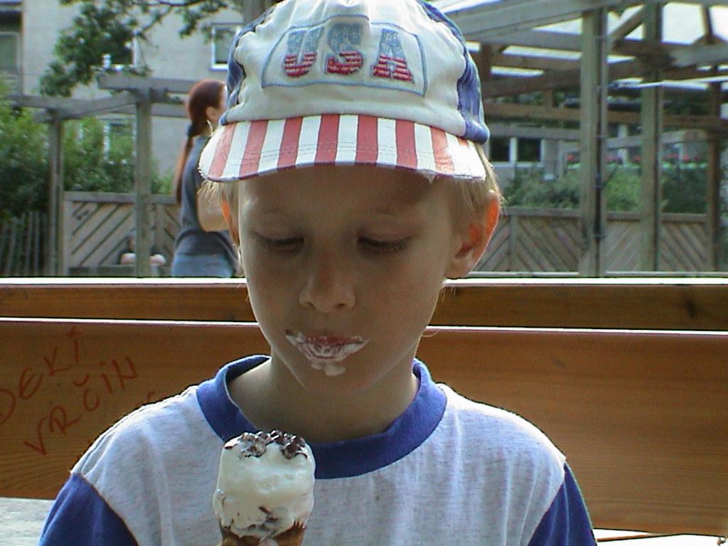 flo eis1