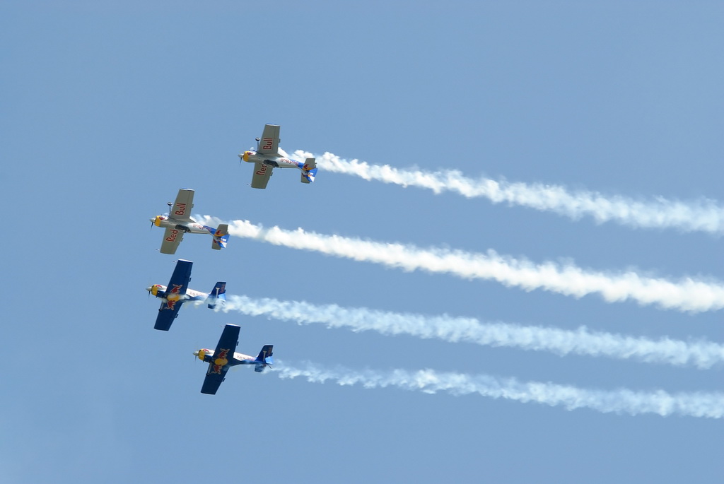Flying Bulls Aerobatics Team 06