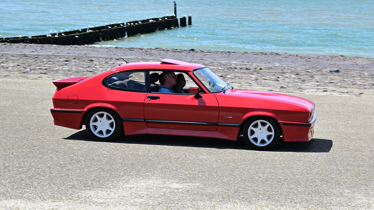 Ford Capri Aston Martin Tickford