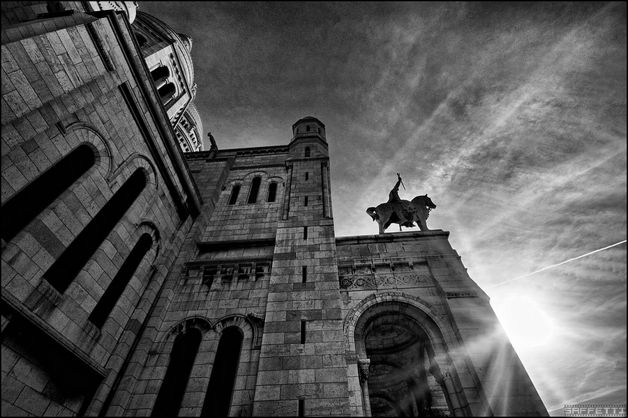 forum sacre bw