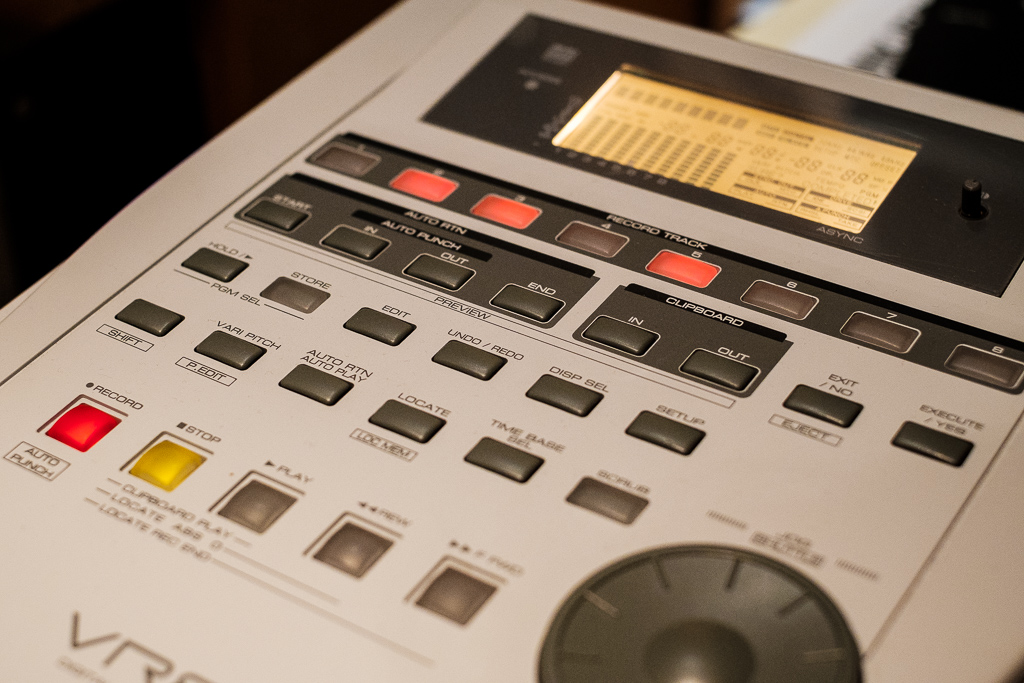 Fostex 4704