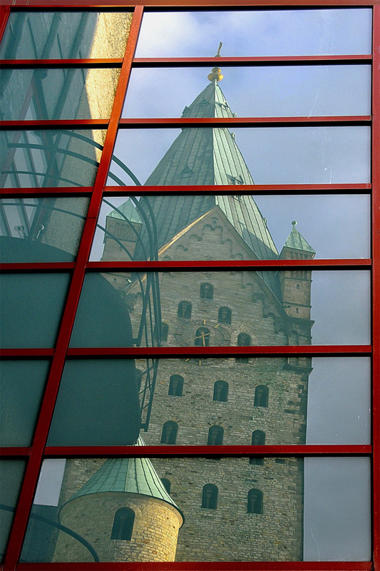 Foto Jürgen Kemper   Paderborner Dom klein