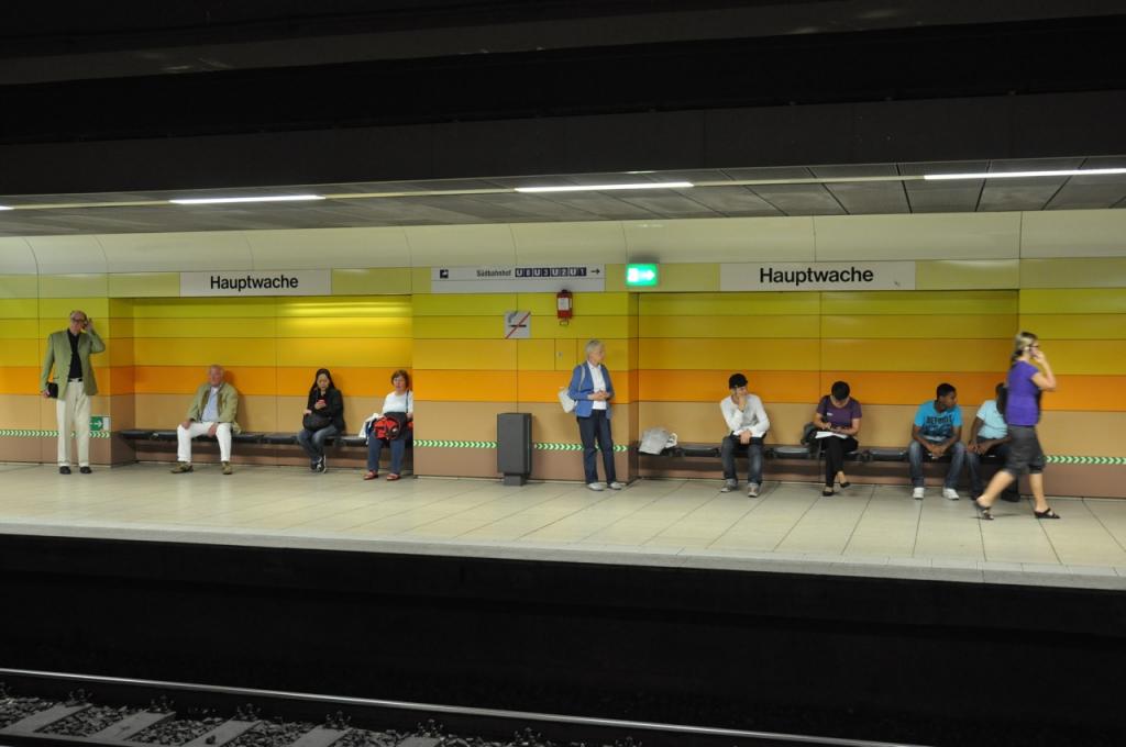 Frankfurt Hauptwache - U-Bahnstation außerhalb der Rushhour