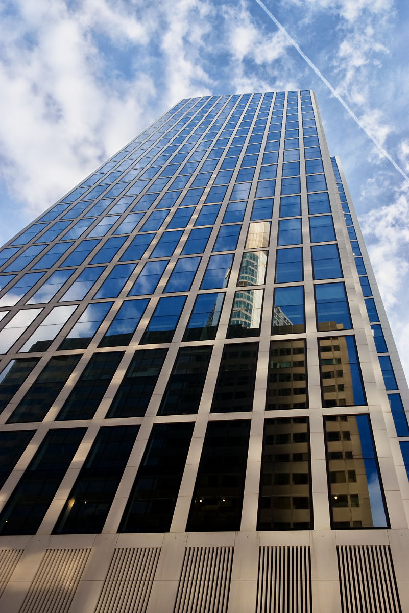 Frankfurt Hochhaus Spiegelung 1200