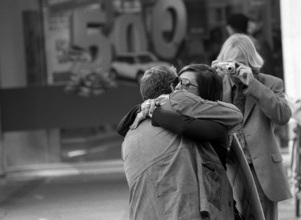 free hugs