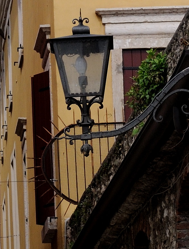 garda lampe 1a JKK 9080 5811